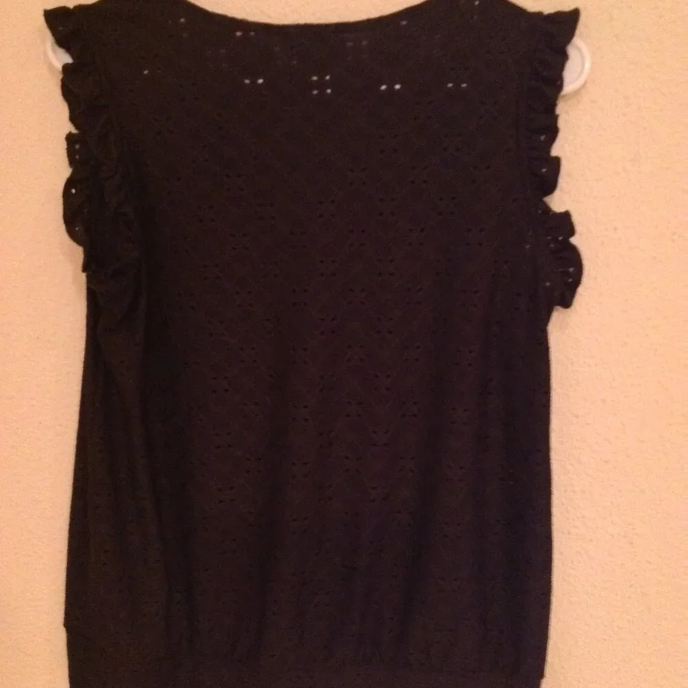 Top - Picture 5 of 7